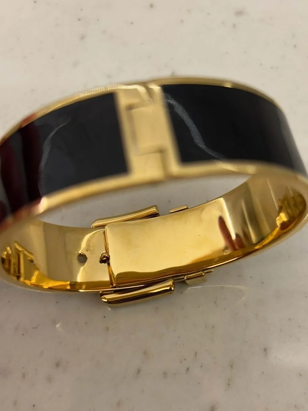 Michael Kors Haute Gold Tone Black Enamel Hinge Belt Buckle Bangle Bracelet